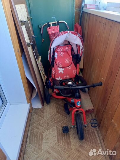 Детский велосипед с родительской ручкой