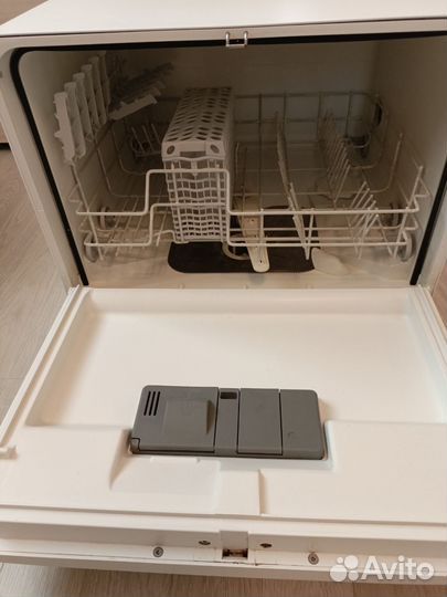 Посудомоечная машина Electrolux ESF2440