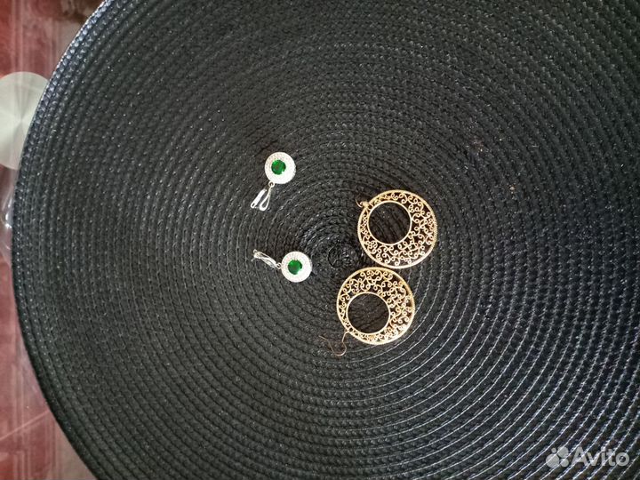 Бижутерия кольца подвески цепи брошь бусы серьги