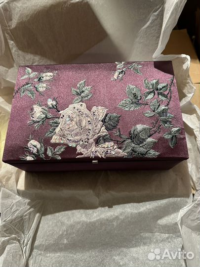 Шкатулка для украшений