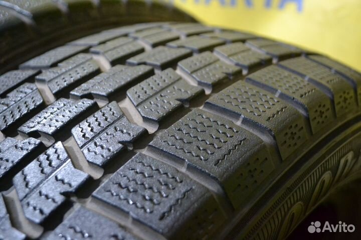 Goodyear Ice Navi 7 205/60 R16