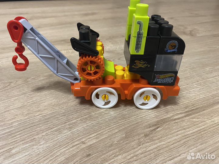 Hot wheels конструктор