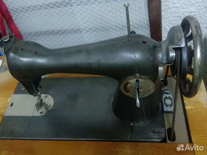 Швейная машина Подольск ручная бу