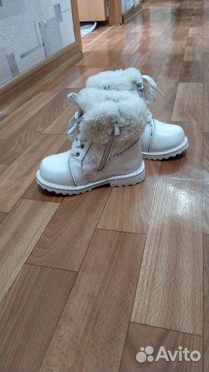 Ботинки для девочки
