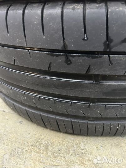 Dunlop SP Sport Maxx 050+ 225/50 R17