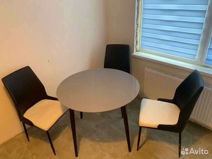 Стол круглый