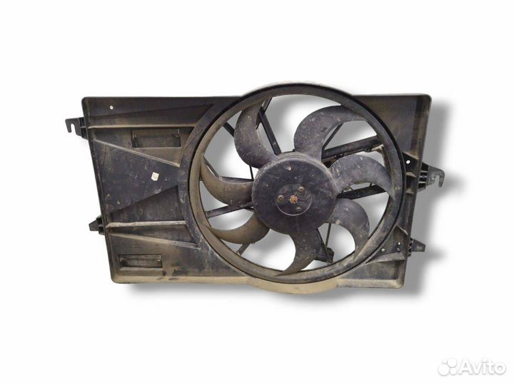 Вентилятор охлаждения Ford Mondeo 3 рест. 2004