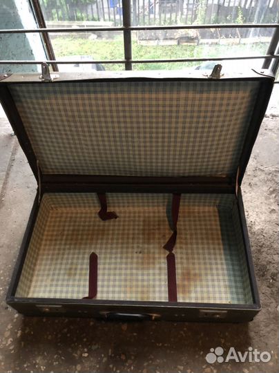 Чемодан дермантиновый.ссср.винтаж