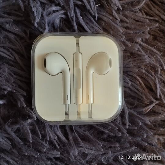 Проводные наушники Apple EarPods (3.5 mm) белые