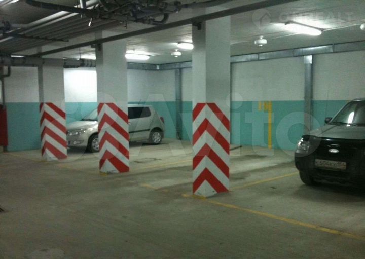 Машиноместо, 18 м²