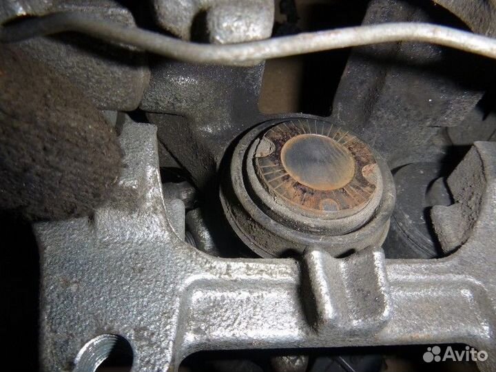 Суппорт задний левый ford kuga II 2012