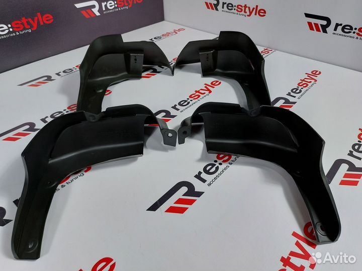 Брызговики Lexus RX270 2010-2015 T1065