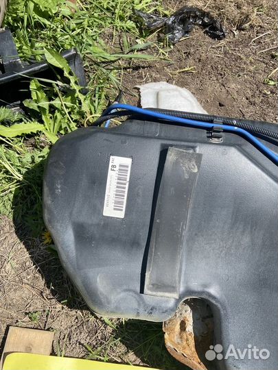 Топливный бак Opel Astra H