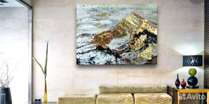 Интерьерная картина масло с горами. Золотом