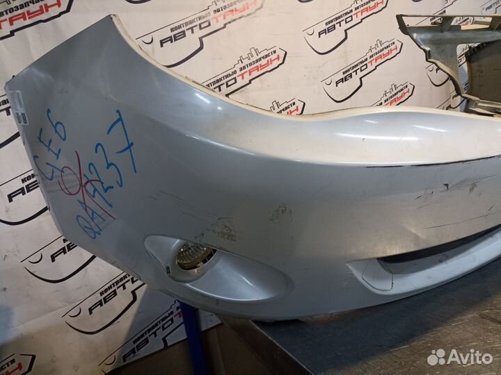 Бампер subaru impreza GE2 GE3 GE6 GE7 GH2 GH3 GH4 GH6 GH7 GH8 57704FG041 передний белый, 37J QA4237Z