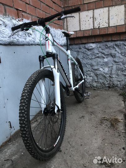 Горный вклосипед Giant Revel 1