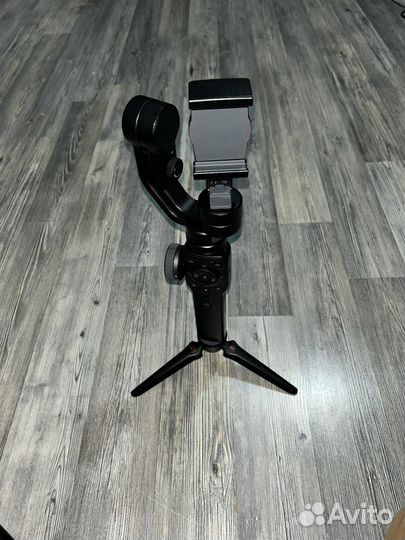 Стабилизатор для телефона zhiyun smooth 4