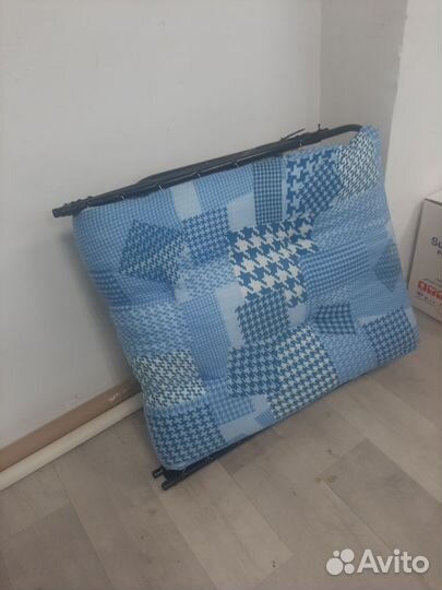 Раскладушка с матрасом