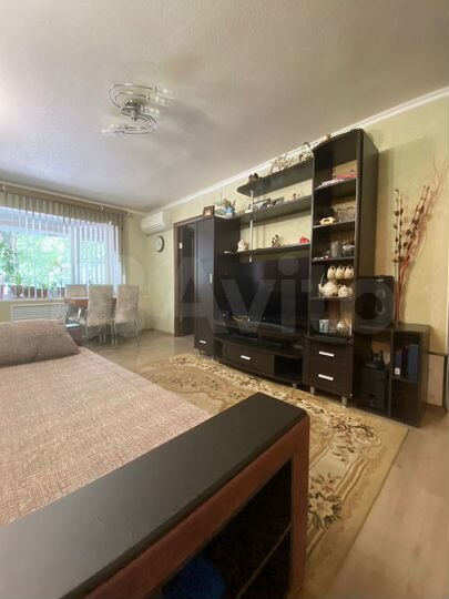 3-к. квартира, 58 м², 1/4 эт.