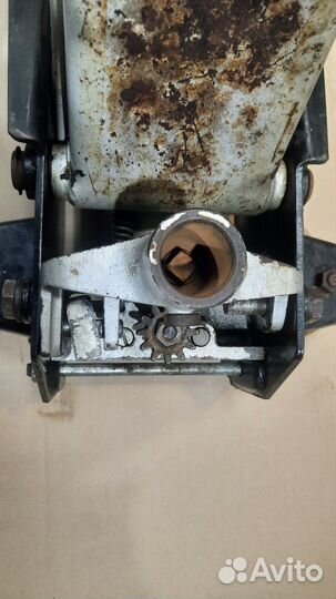 Домкрат подкатной шиномонтажный