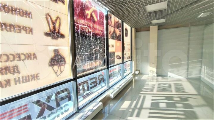 Офис с панорамными окнами