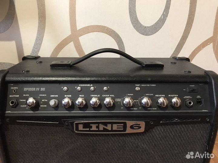 Комбоусилитель Line 6 Spider IV 30 Вт
