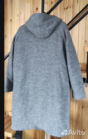 Пальто женское демисезонное размер 58+ с капюшоном