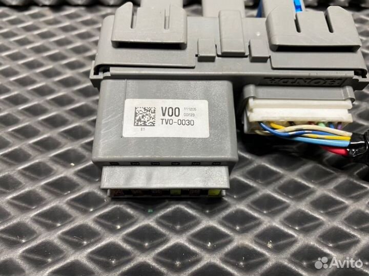 Блок реле Honda Civic FK2(5Д) R18Z4 2012-2016Гв