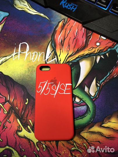 Чехол на iPhone