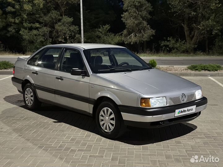 Volkswagen Passat 2.0 МТ, 1992, 300 000 км