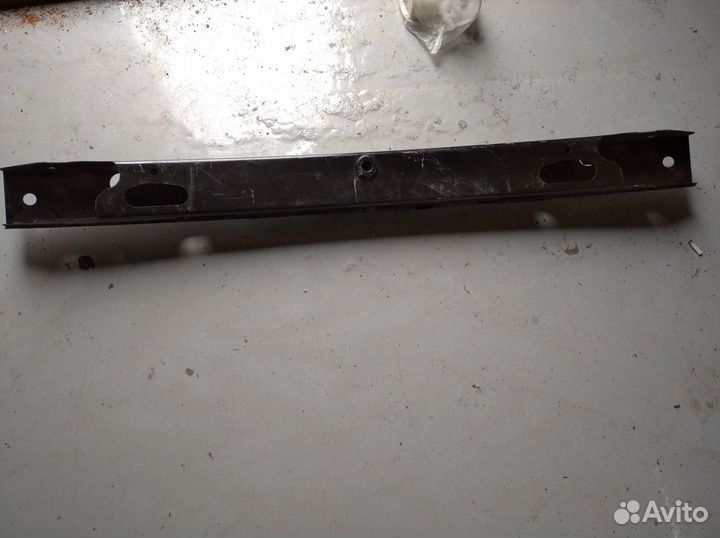 Усилитель бампера Range Rover Sport II L 494 2013