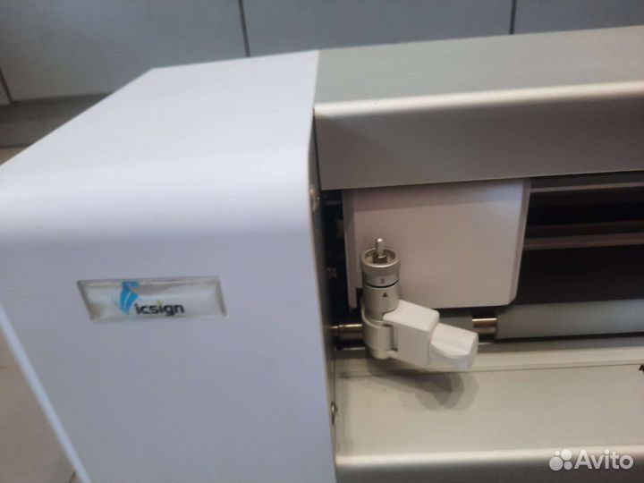 Плоттер для гидрогелевой пленки