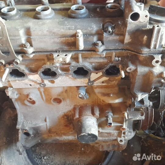 Двигатель Nissan almera n 16