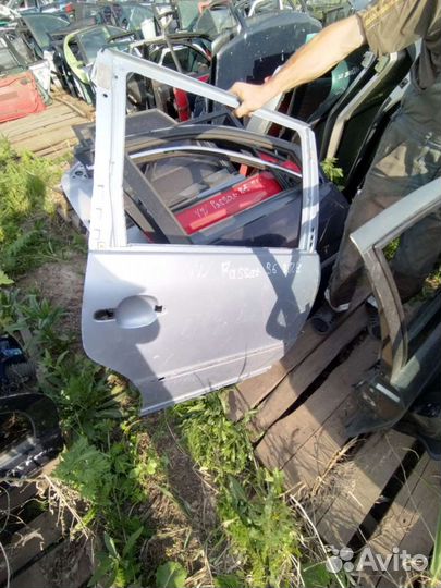 Дверь на Фольксваген passat