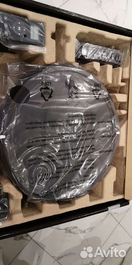 Робот пылесос новый