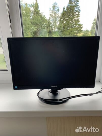 Монитор Philips 21.5