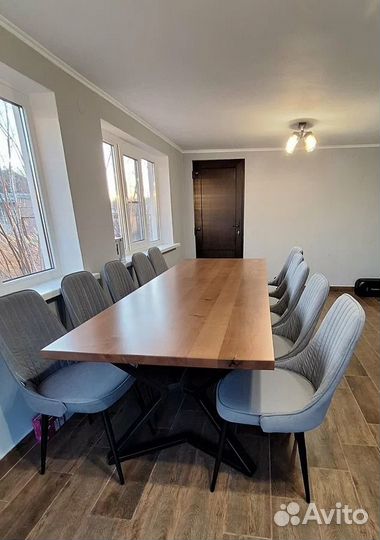 Стол для переговоров