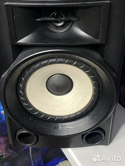 Музыкальный Центр sony (bluetooth)