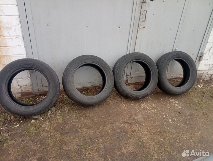 Goodyear EfficientGrip Performance 205/60 R16