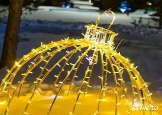 Новогоднее оформление фасада. Уличные гирлянды