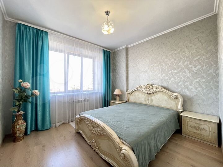 2-к. квартира, 65 м², 12/16 эт.