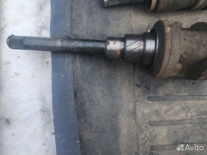 Привод правый Nissan Pulsar CA15DE