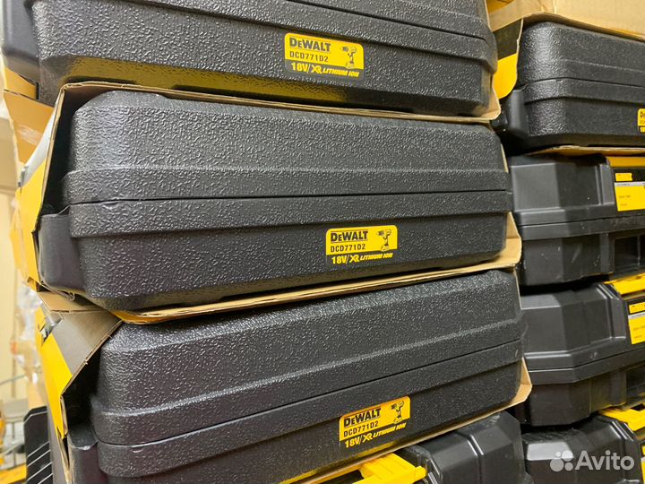 Шуруповерт DeWalt DCD771D2 (18в) 2 акб(2ач) +зу