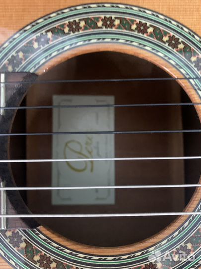 Классическая гитара Perez-610