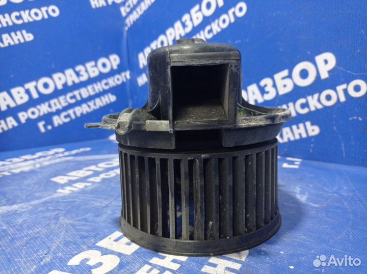 Моторчик печки Peugeot 206 хэтчбек TU3A 2005