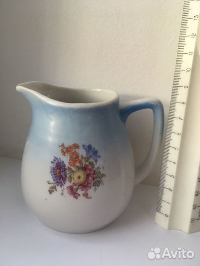 Молочник сливочник,фарфор
