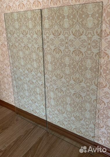 Стеклянные полки