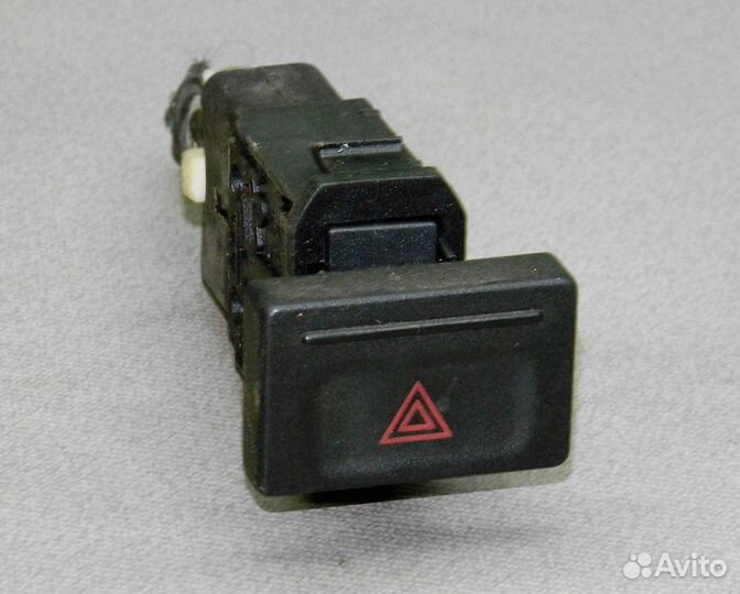 Кнопка аварийной сигнализации Chery Amulet