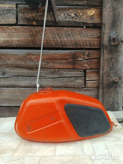 Бензобак иж Планета/Юпитер