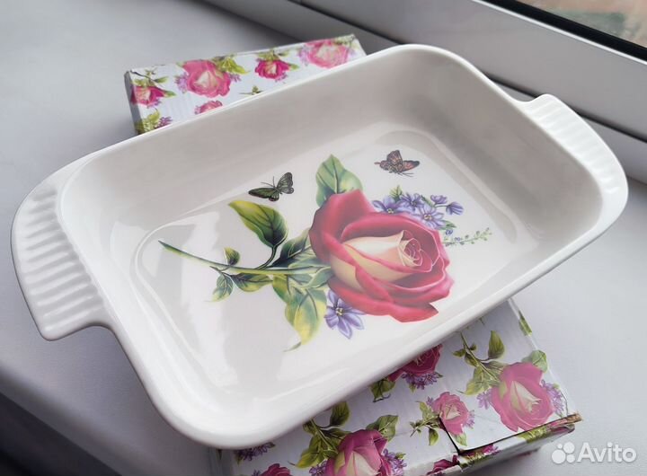 Салатник новый,форма для закусок,и подставка